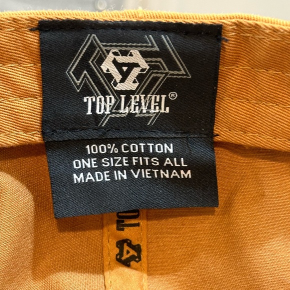 Men’s Brown and Black Skull Top Level Embroidered SnapBack Hat - NWT - Picture 7 of 8